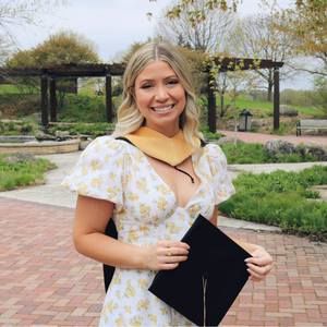 Meet your Posher, Hana